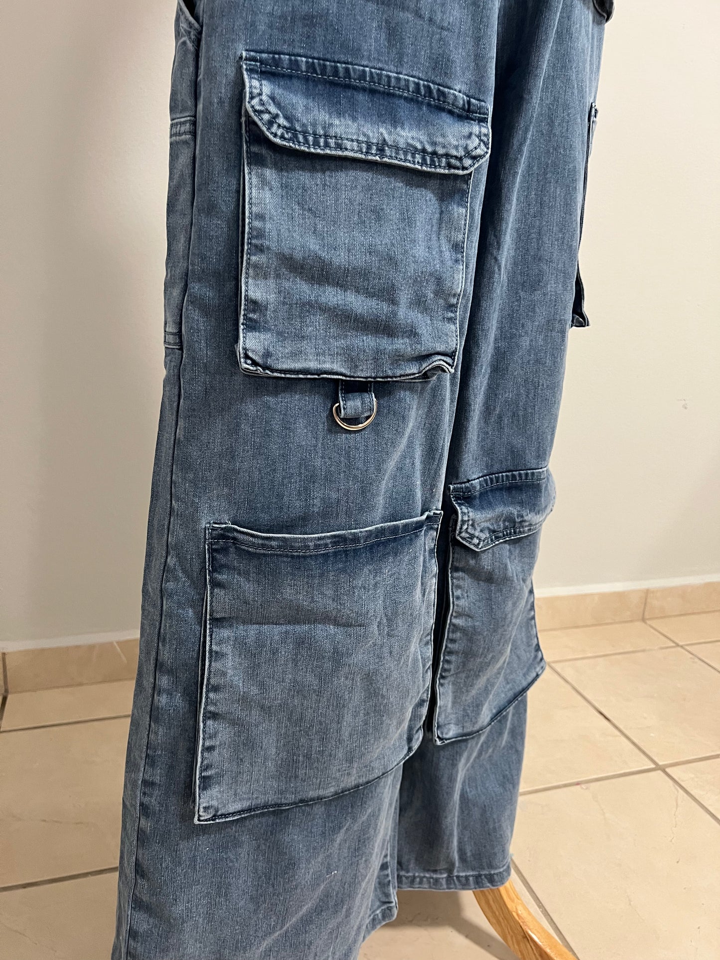 Cargo Jean